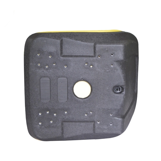 tractor seat.jpg